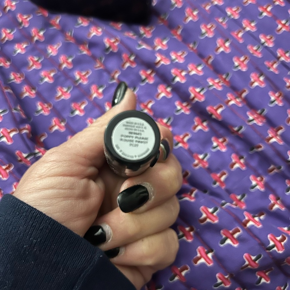 Mary Kay - Picture 3 of 7